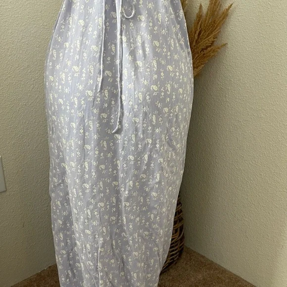 Treasure & Bond Calendar Floral Maxi Dress Size Small - Picture 11 of 16